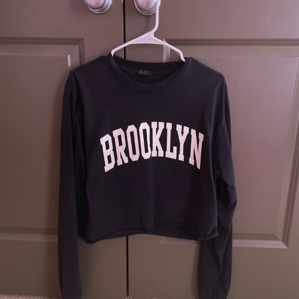 Brandy Melville Black Crewneck Top